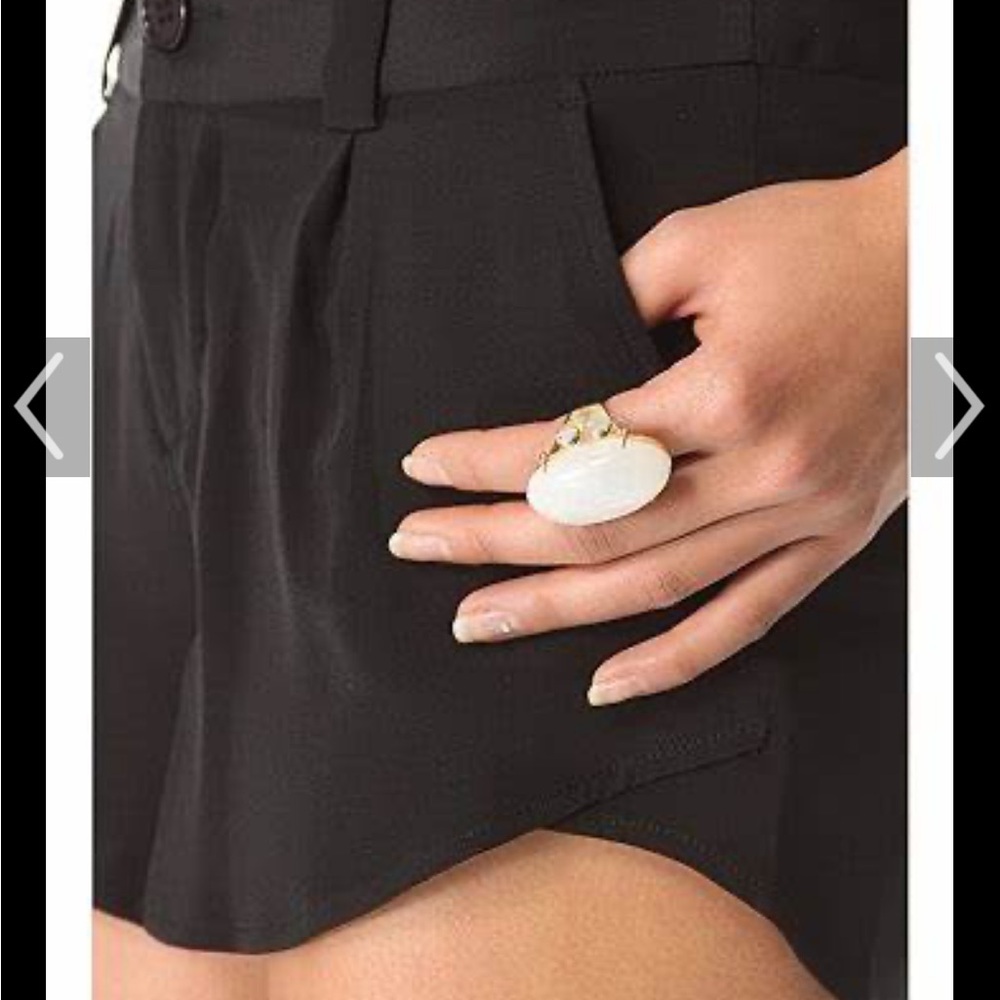 Alice + Olivia butterfly shorts black size 8